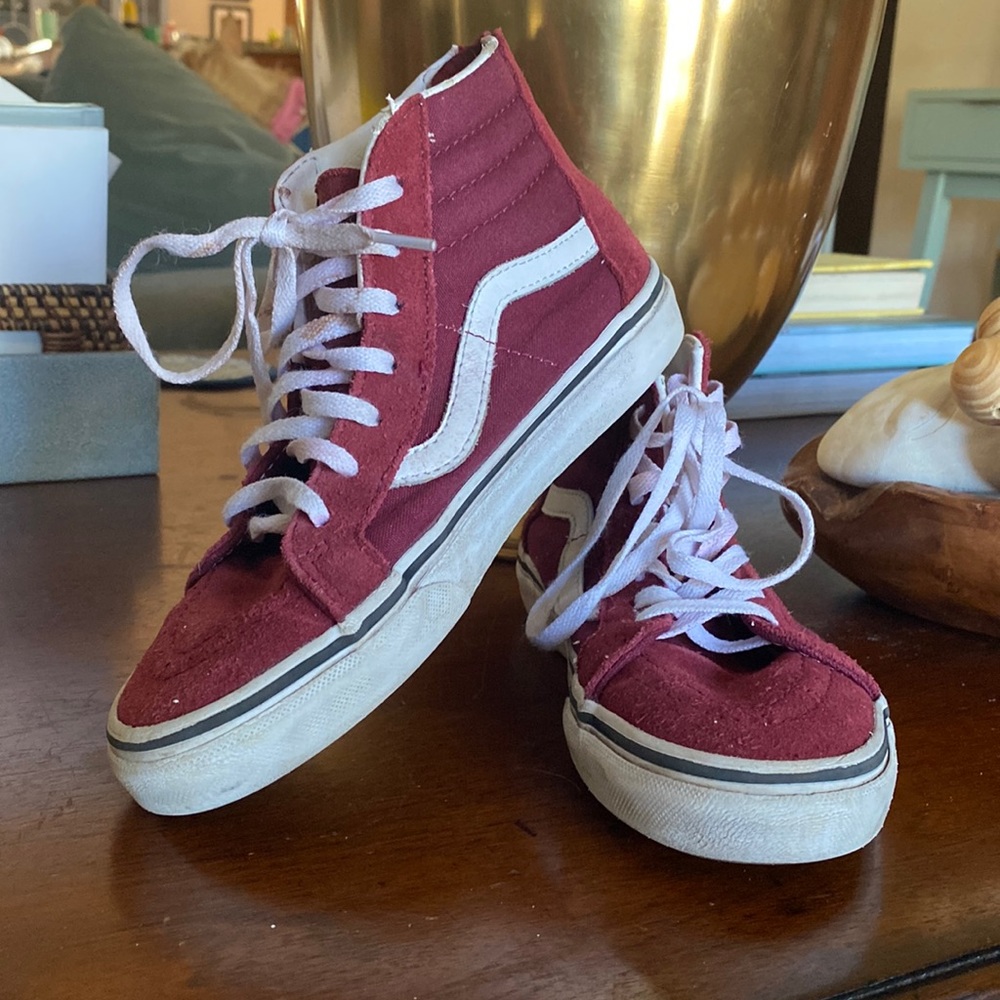 Vans Boys SK8 HI • Size 2 • Maroon Suede